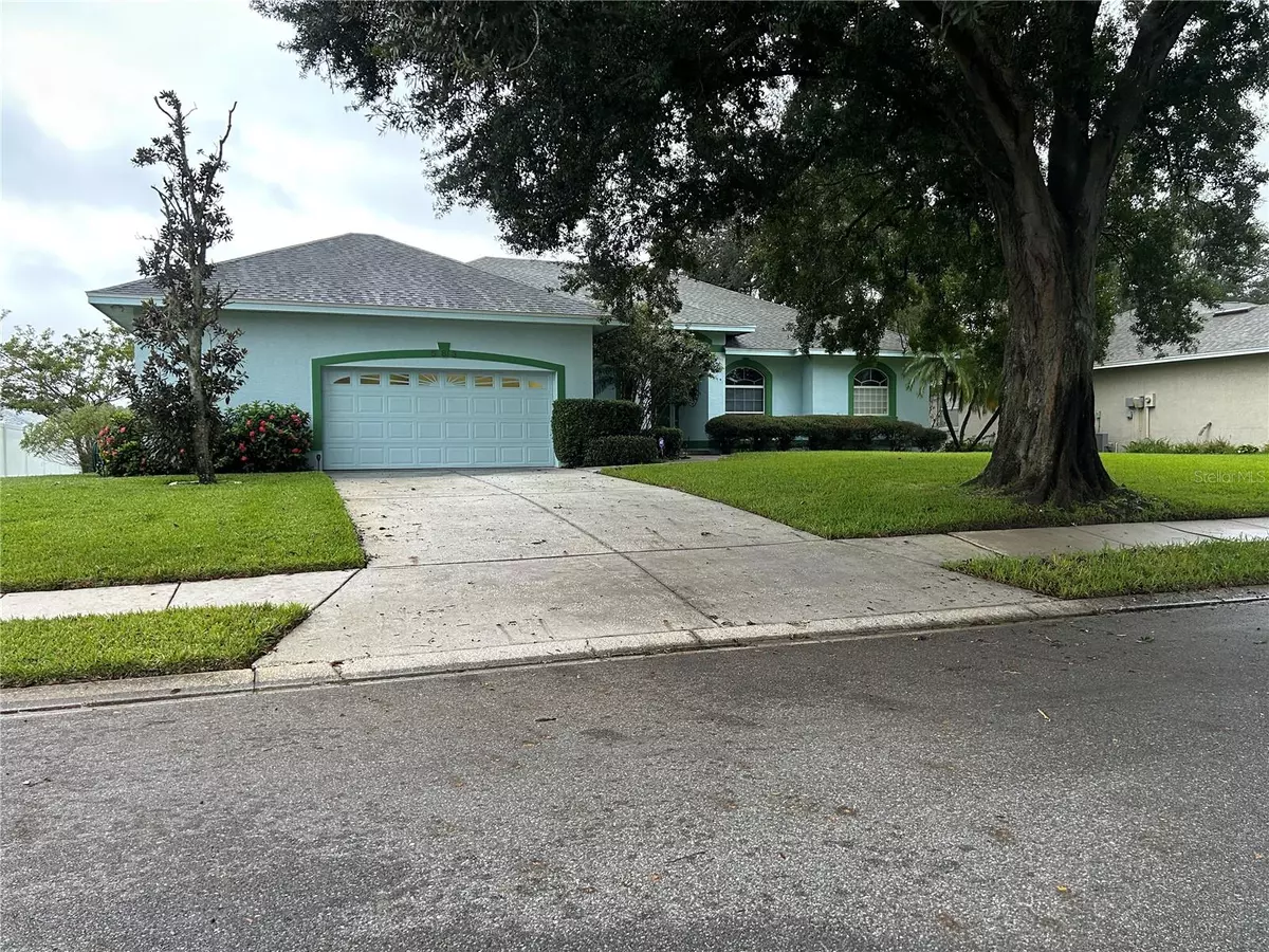 Lakeland, FL 33809,583 POWDER HORN ROW