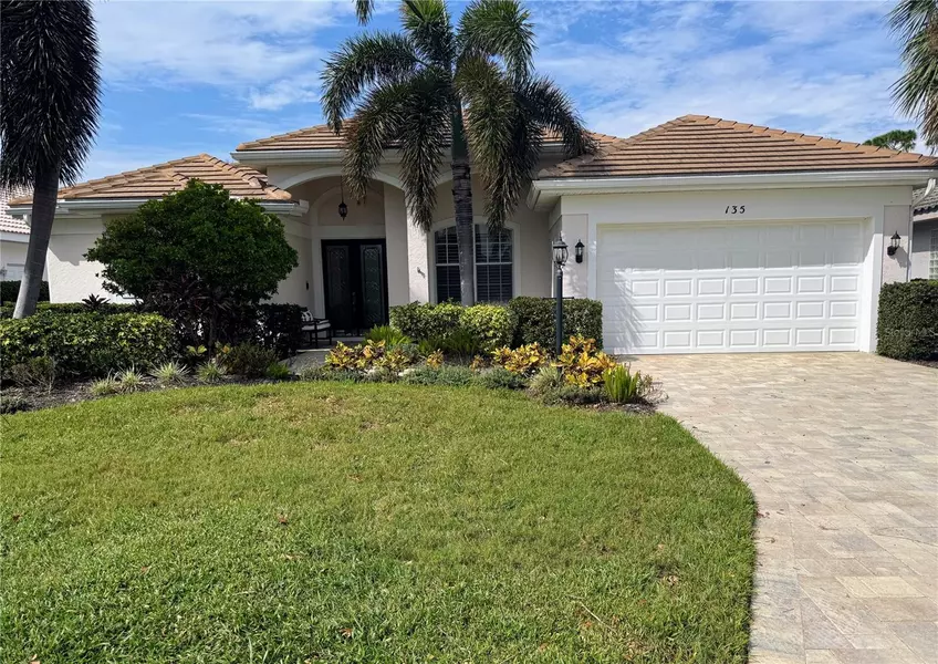 135 WAYFOREST DR, Venice, FL 34292