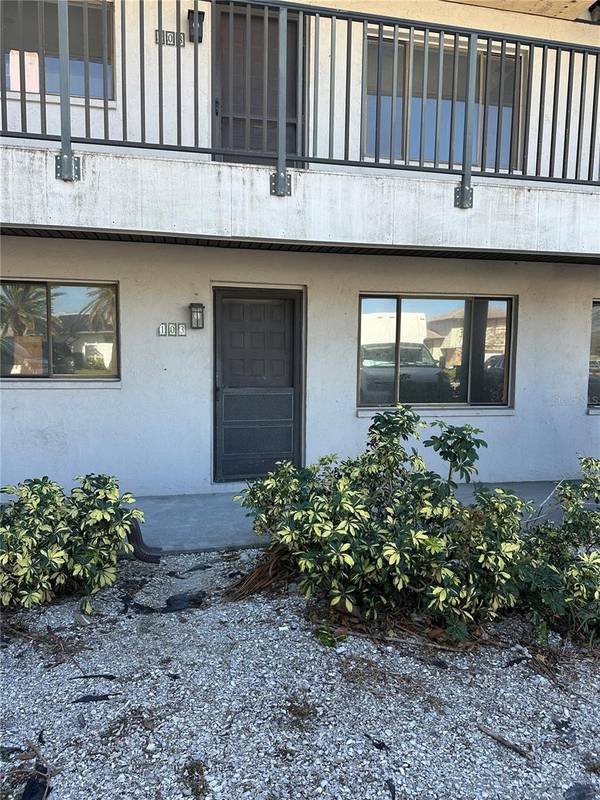 1258 BARBARA DR #103, Venice, FL 34285