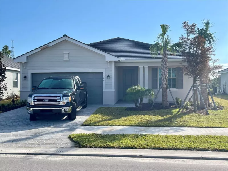 11266 PINOT DR, Venice, FL 34293