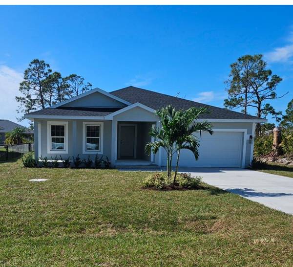 157 AUSTRALIAN DR, Rotonda West, FL 33947