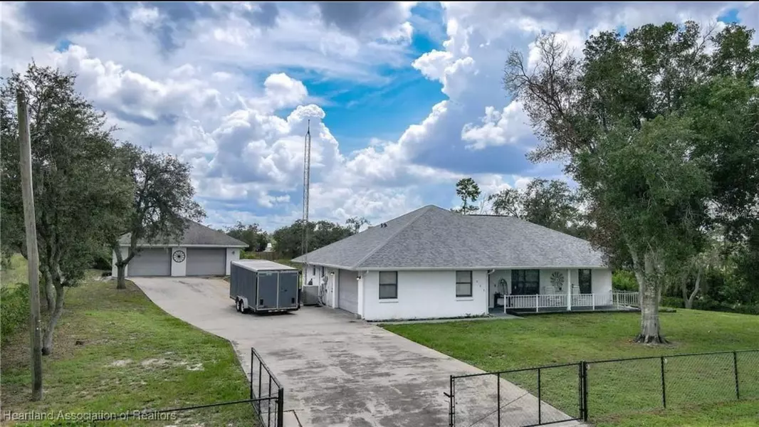 223 MARTIN ST, Lake Placid, FL 33852