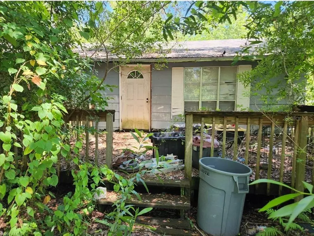 Fort Myers, FL 33912,13721 SOPHOMORE LN