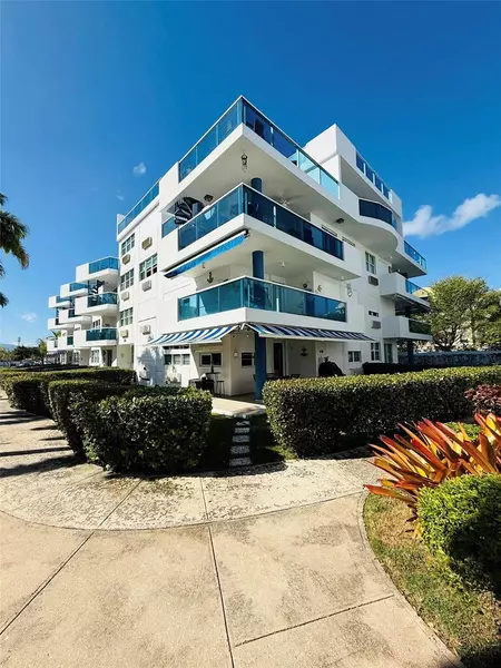 1 CONDOMINIO COSTA MAR BEACH VILLAGE WEST #SO-308, Loiza, PR 00772