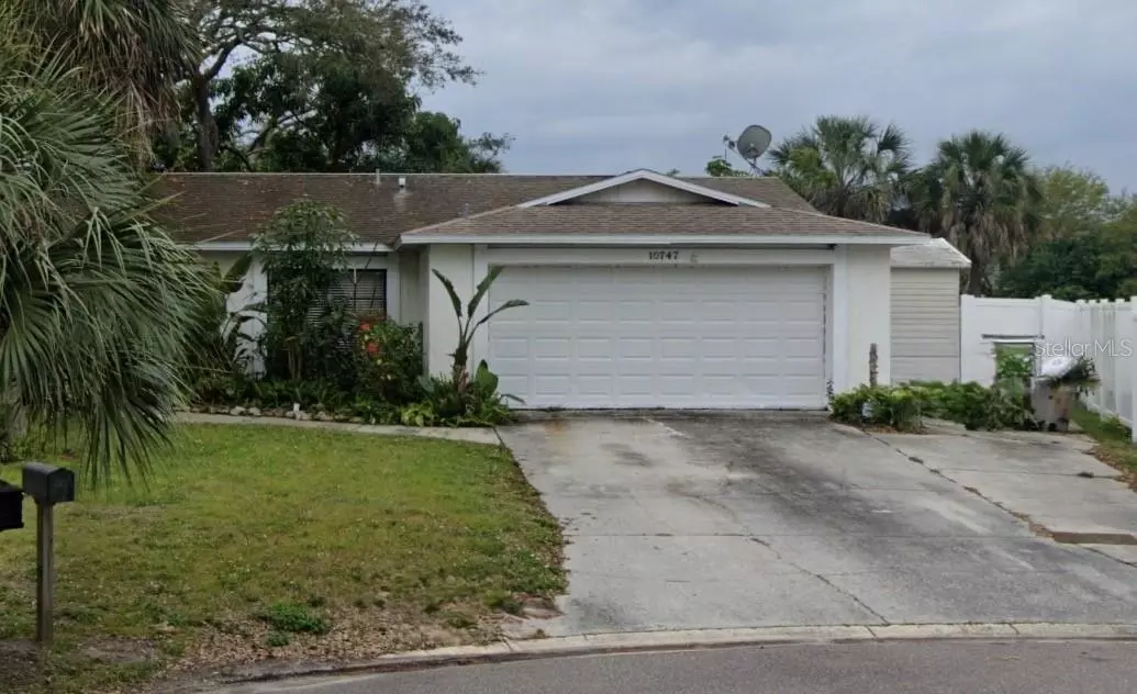 Tampa, FL 33615,10747 DRUMMOND RD