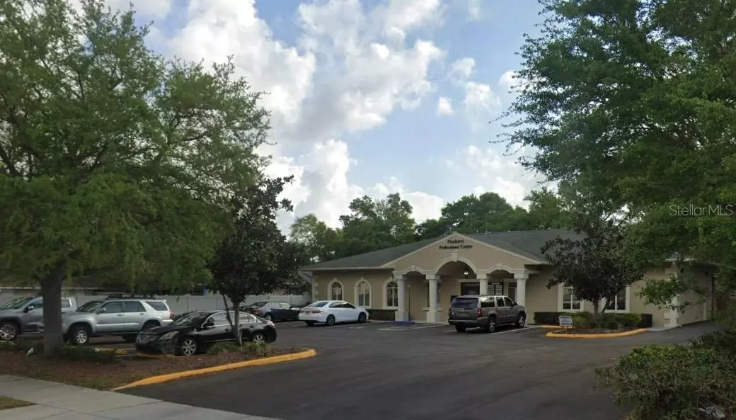 8407 PINEHURST DR, Tampa, FL 33615