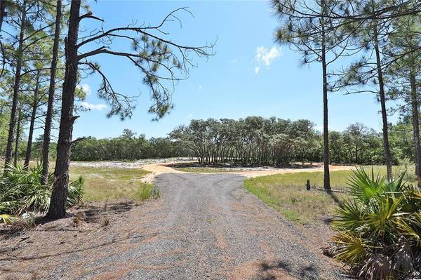 1865 SCRUB JAY TRL, Frostproof, FL 33843