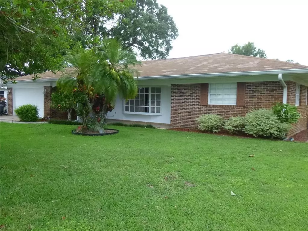 Lake Wales, FL 33859,415 SUNSHINE DR