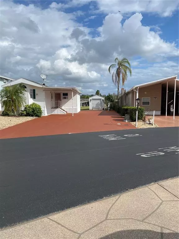 Davenport, FL 33837,338 PAR PINES BLVD