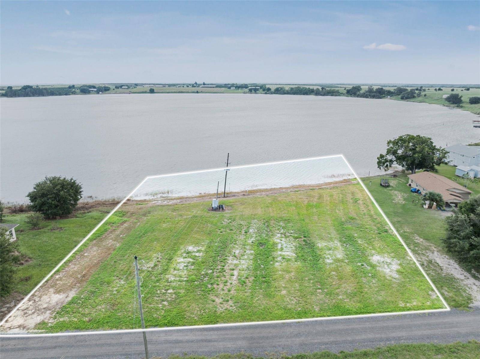 Frostproof, FL 33843,FORT MEADE RD