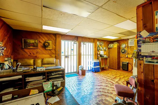 Lake Wales, FL 33853,133 W STUART AVE