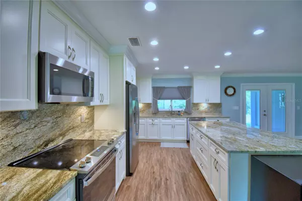 Frostproof, FL 33843,112 REEDY CREEK DR