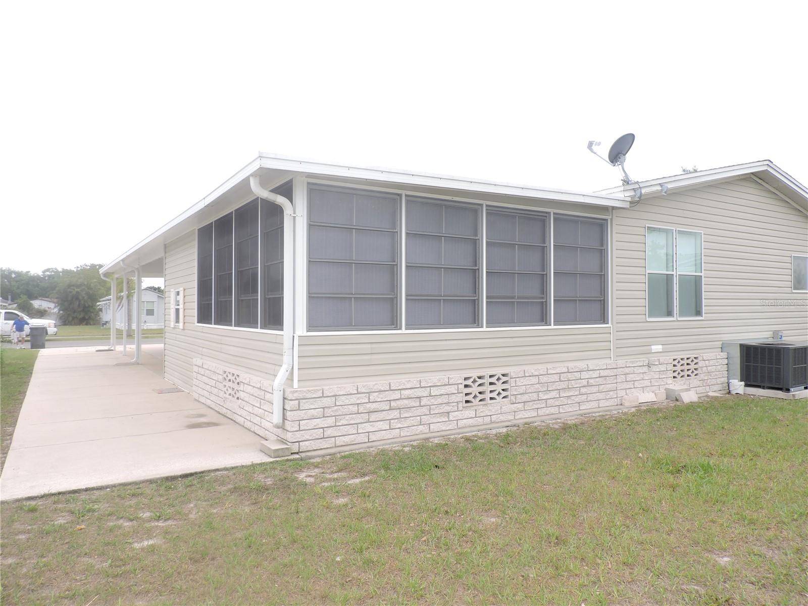 Lake Wales, FL 33859,233 LAKE BLVD