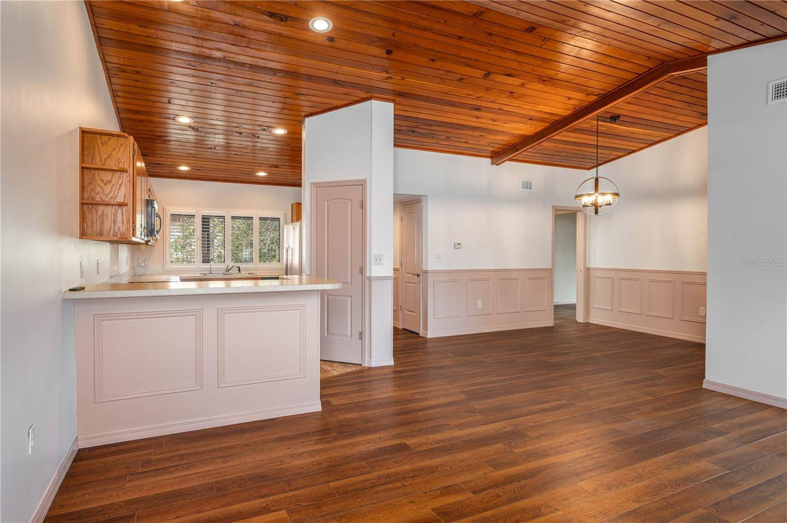 Lake Wales, FL 33898,6201 COUNTRY CLUB DR #21