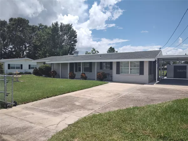 Lake Wales, FL 33859,220 LAKESHORE DR. N.
