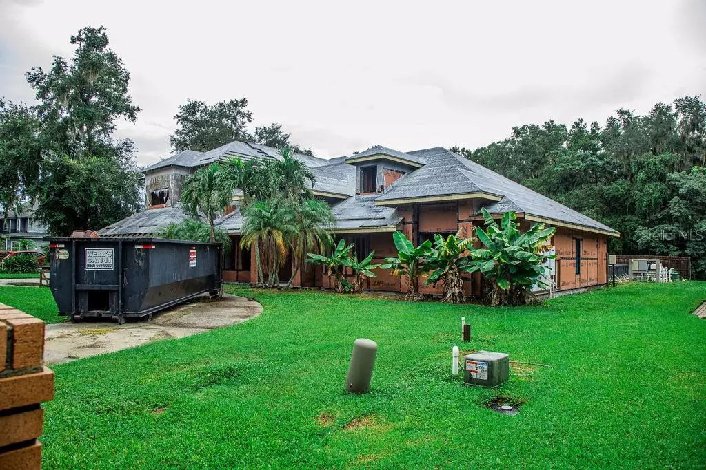 Winter Haven, FL 33884,11 BRIDGEWATER DR