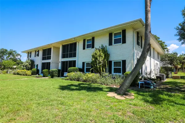 Lake Wales, FL 33853,711 SPRINGER DR #2