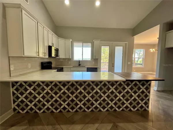 Lake Wales, FL 33853,1027 CAMPBELL AVE