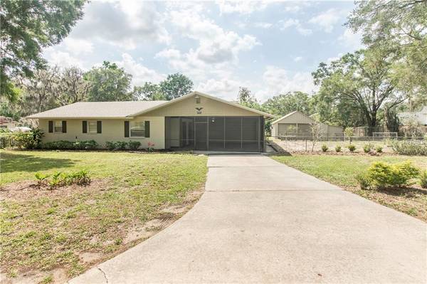 7009 HONEYSUCKLE DR, Lakeland, FL 33813