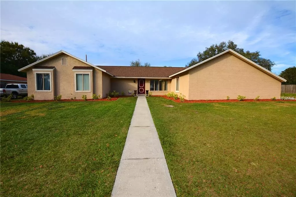 Lakeland, FL 33813,1136 PALACE PL