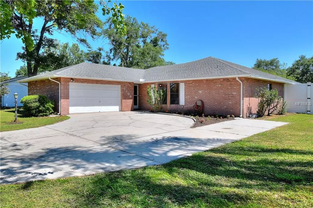 Lakeland, FL 33812,2209 EASTMEADOWS CT