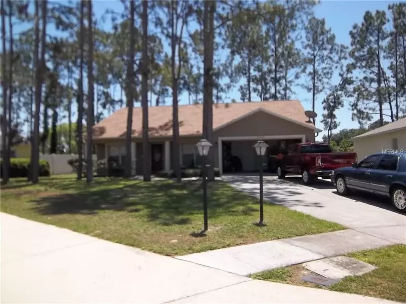 8032 SUGAR PINES BLVD, Lakeland, FL 33810