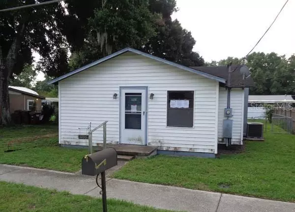 1103 NE 5TH ST, Mulberry, FL 33860