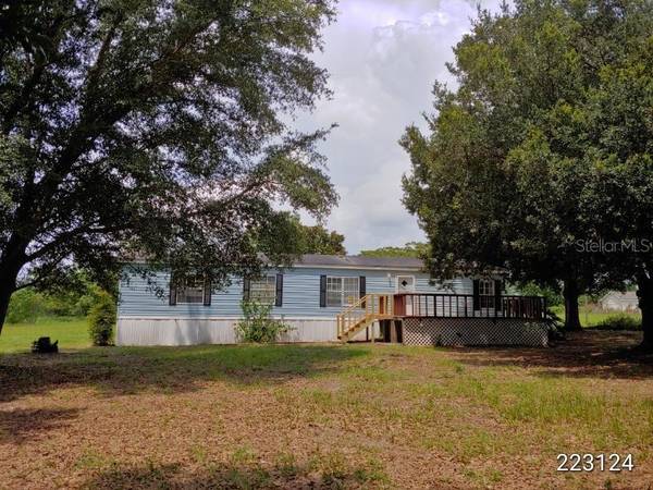 17326 SE 140TH AVE, Weirsdale, FL 32195