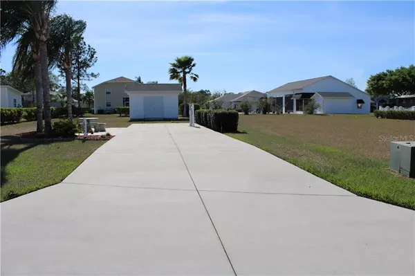 1064 CARAVAN LOOP, Polk City, FL 33868