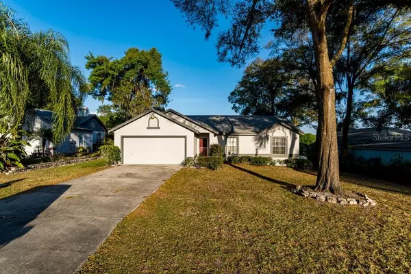 7105 SCENIC HILLS BLVD, Lakeland, FL 33810