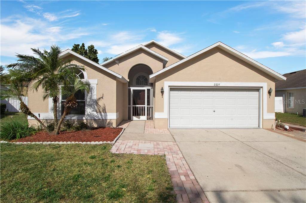 2225 HUNTERS GREENE DR, Lakeland, FL 33810