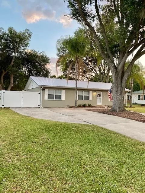 106 AMY CIR, Lakeland, FL 33809