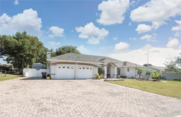 Lakeland, FL 33809,820 CEDAR KNOLL DR N