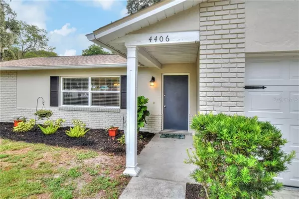 Lakeland, FL 33813,4406 HARDENOAK TRL