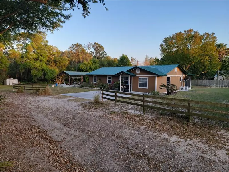 6410 LAKE HENDRY RD, Fort Meade, FL 33841
