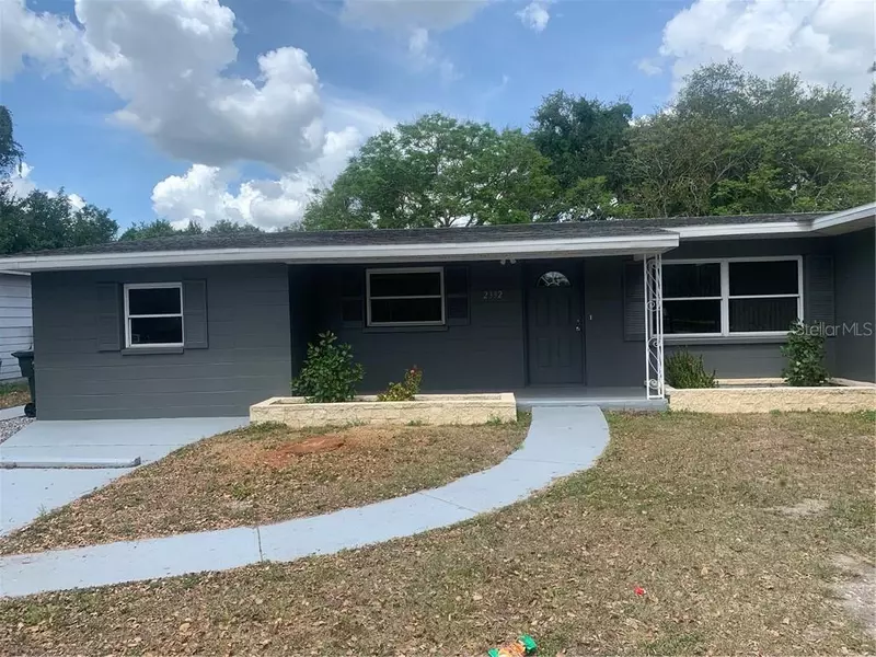 2332 S CRYSTAL LAKE DR, Lakeland, FL 33801