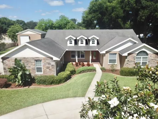 615 N OAK AVE, Fort Meade, FL 33841