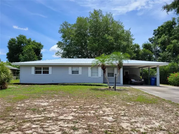 Winter Haven, FL 33881,860 14TH ST NE