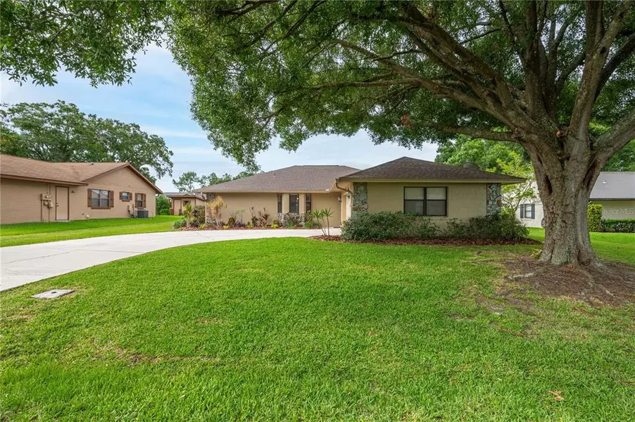 805 SCOTT LAKE VILLAGE N, Lakeland, FL 33813