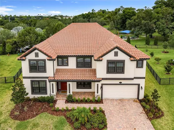 1703 VIA LAGO DR, Lakeland, FL 33810