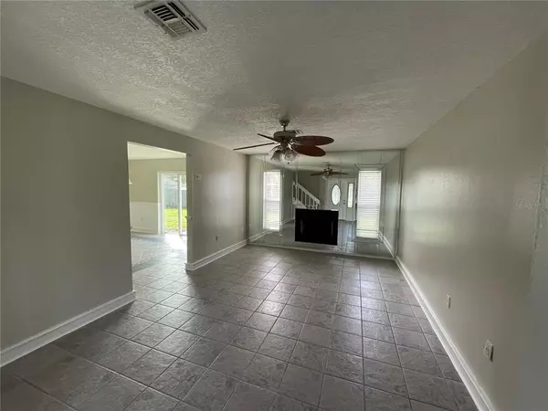 Lakeland, FL 33812,5107 ANTIGUA CT