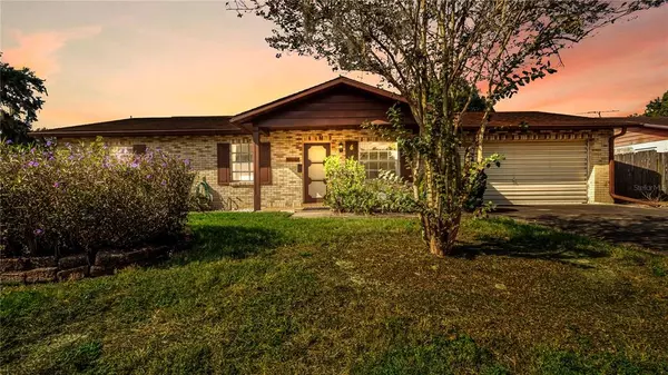 602 SWISS DR, Lakeland, FL 33810