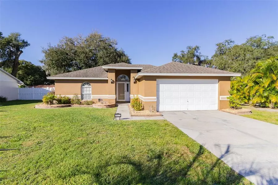 517 HOLLOWAY SHORES DR, Lakeland, FL 33801