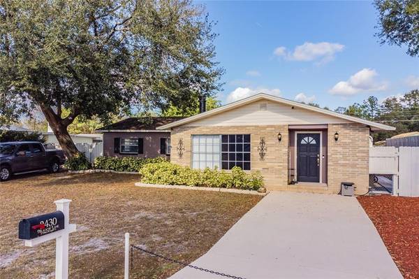 2430 MEADOW LN, Lakeland, FL 33801