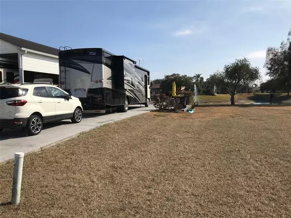 Polk City, FL 33868,1077 CARAVAN LOOP