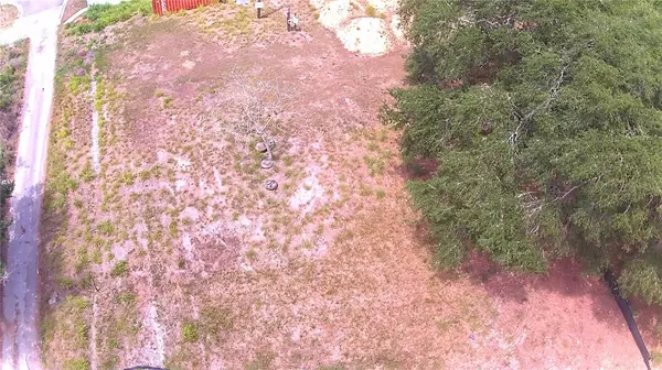 330 TWIN LAKE BLVD, Lake Wales, FL 33853
