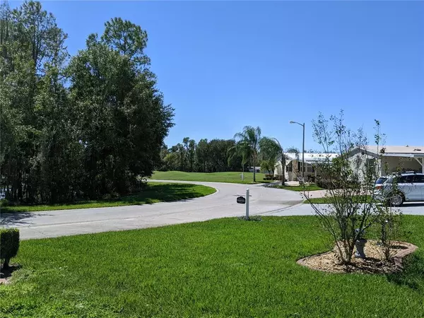 Lakeland, FL 33810,2396 PEAVINE CIR #1039