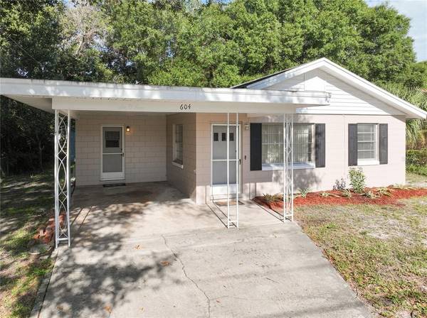 604 BENNETT ST, Auburndale, FL 33823