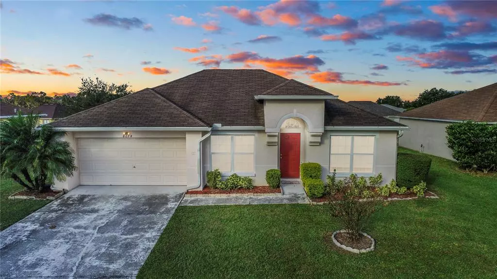 8274 WESTMONT TERRACE DR, Lakeland, FL 33810