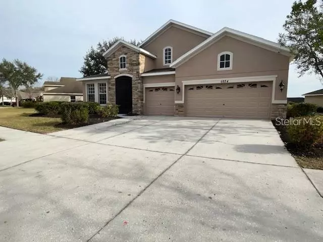 6934 RUNNER OAK DR, Wesley Chapel, FL 33545